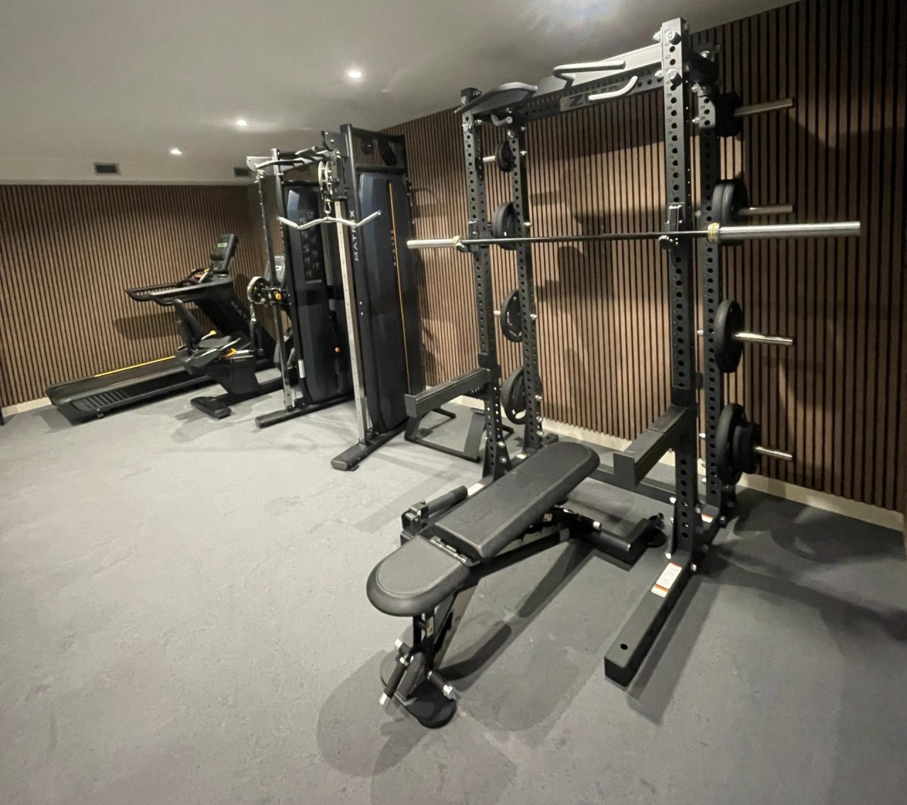Matrix Fitness kućna teretana u centru Zagreba s PaviFlex podlogama